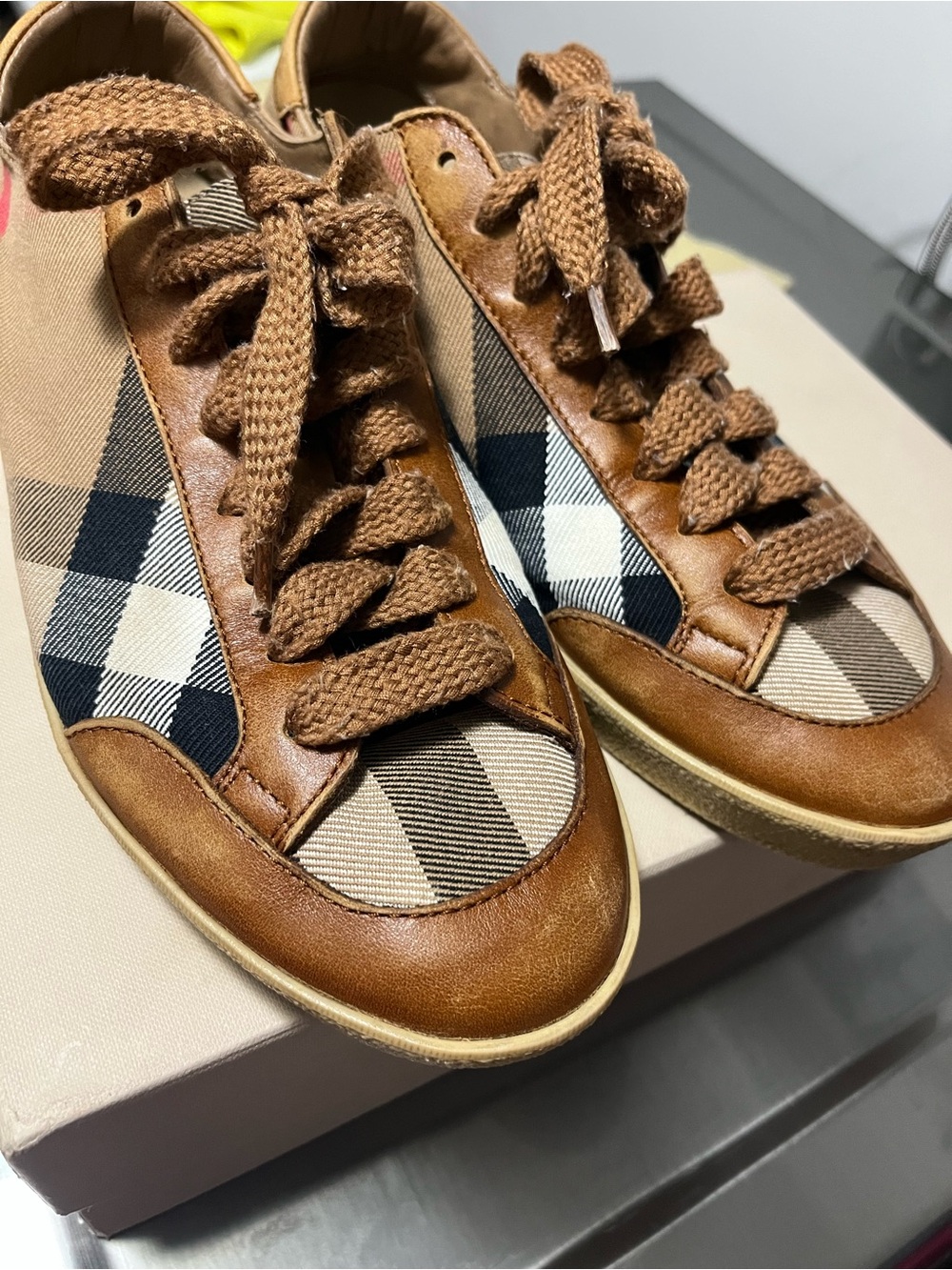 Burberry Tan & Black Plaid Women Leather-Trim Sneakers ( vintage shoe)
